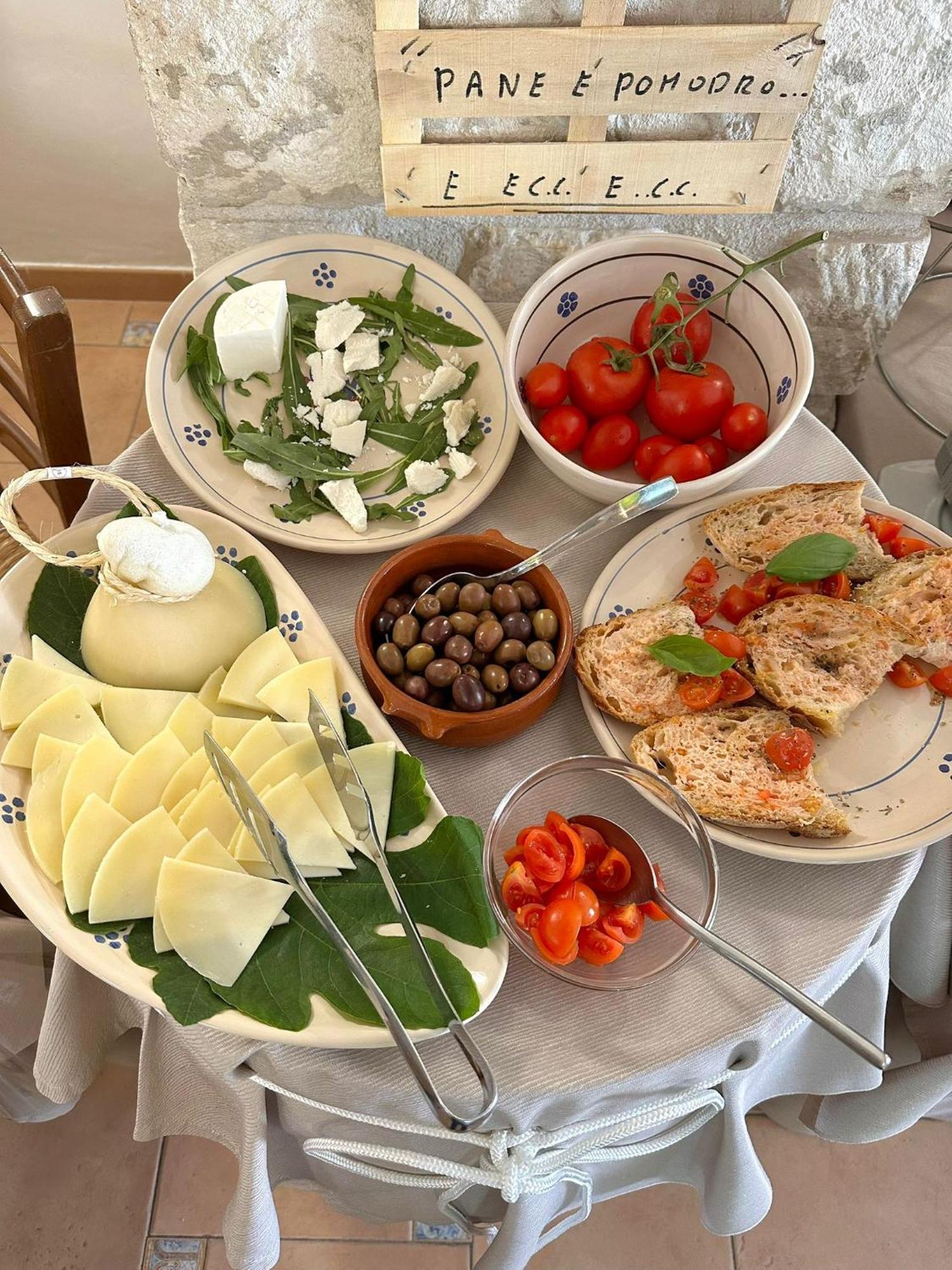 Al Castello Relais Bed & Breakfast Весте Екстериор снимка